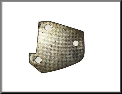 Plaque de calage serrure de porte avant 3mm – Renault 16 – OEM 0428899900