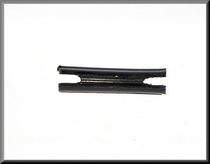 Protection mécanisme de verrouillage capot moteur – Renault 16 – OEM 0857605300