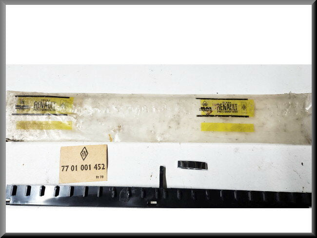 Ventilatieklep met chroomknop – Renault 16 – OEM 7701001452