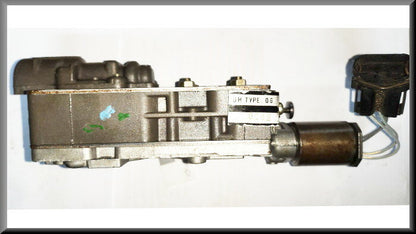 Bloc hydraulique boîte automatique – Renault 16 – OEM 7701453456 / 7701489319
