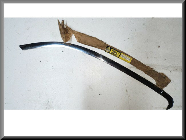 Sierstrip C stijl links  – Renault 16 – OEM 0821653700 – Used