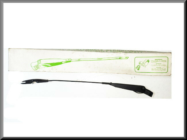 Bras d'essuie-glace – Renault 18 – OEM 7701026851 / 7701032036 – NOS
