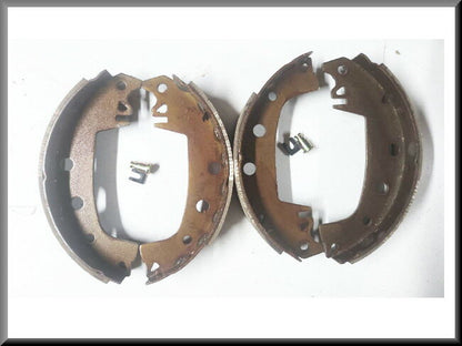 Brake shoes (Bendix system) – Renault 16 – OEM 7701201218 / 7701201504