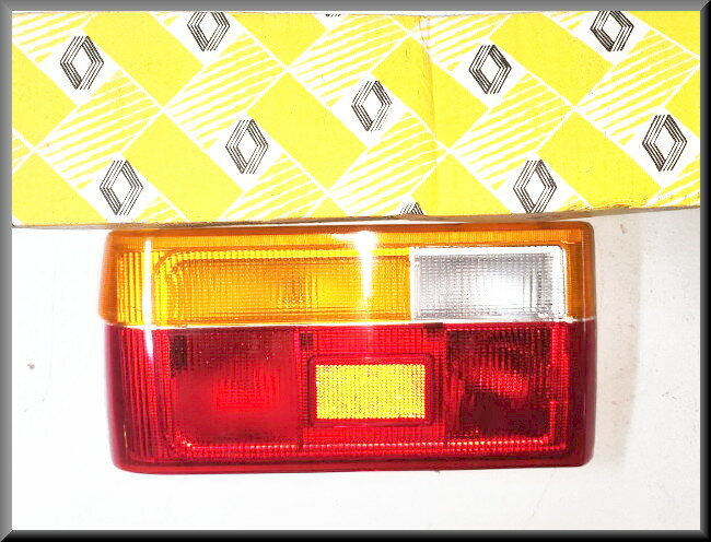 Verre feu arrière gauche (SEIMA 20910) – Renault 9 – OEM 7701026876 / 701027703 – NOS