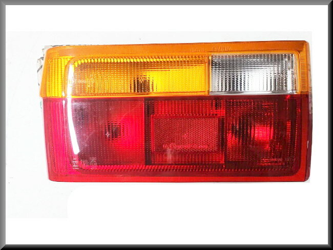 Complete achterlicht unit links met glas (Farba)  – Renault 9 – OEM 7701367633 – NOS