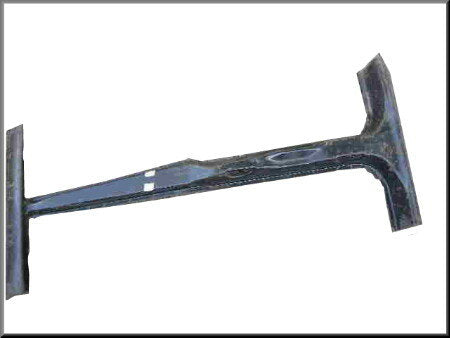 B-pillar right – Renault 16 – OEM 7701000138