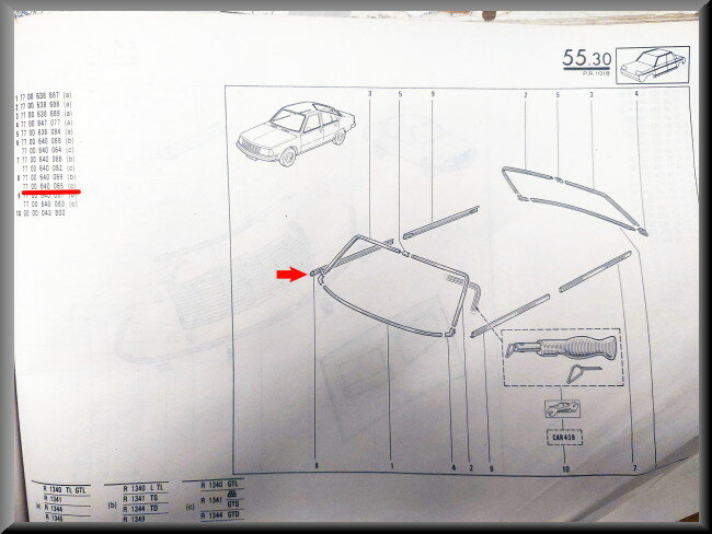 Baguette de porte avant droite – Renault 18 – OEM 7700640065 – NOS