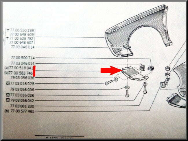 Voorscherm afschermplaat rechts  – Renault 12 – OEM 7700518941 (New Old Stock) – NOS