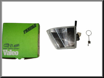 Right turn signal (Valeo) – Renault 21 – OEM 7701034321 – NOS