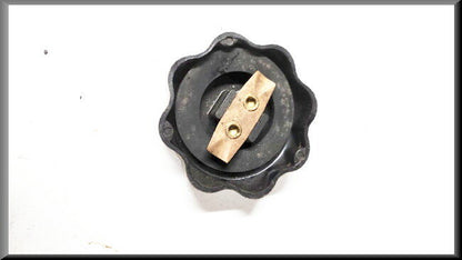 Oil cap – Renault unknown - OEM 0824378100 – NOS