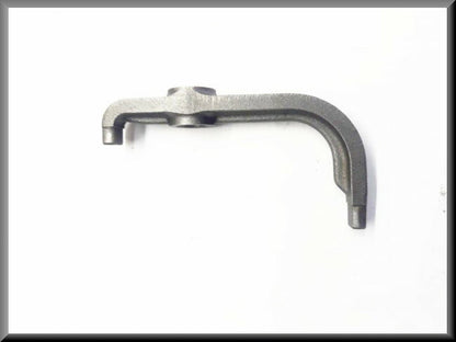 Fourchette de marche arrière alésage d'axe 14 mm – Renault 16 – OEM 7700550112