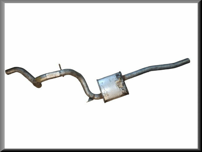 Tuyau d'échappement avec silencieux (longueur totale 158 cm) – Renault 18 – OEM 7700689966 – NOS