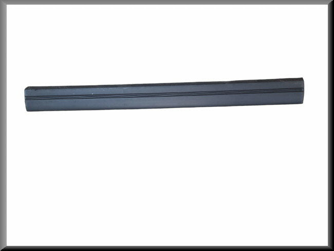 Baguette décorative avant droite – Renault 21 – OEM 7700781570 – NOS