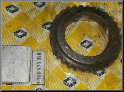 Gear - Renault 20 - Renault 30 - OEM 7700570058 - NOS