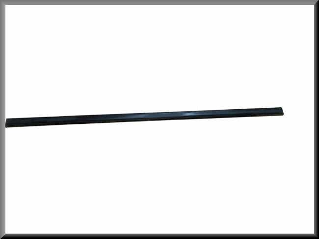 Moulure arrière gauche avec jonc – Renault 9 – OEM 7704003523 – NOS
