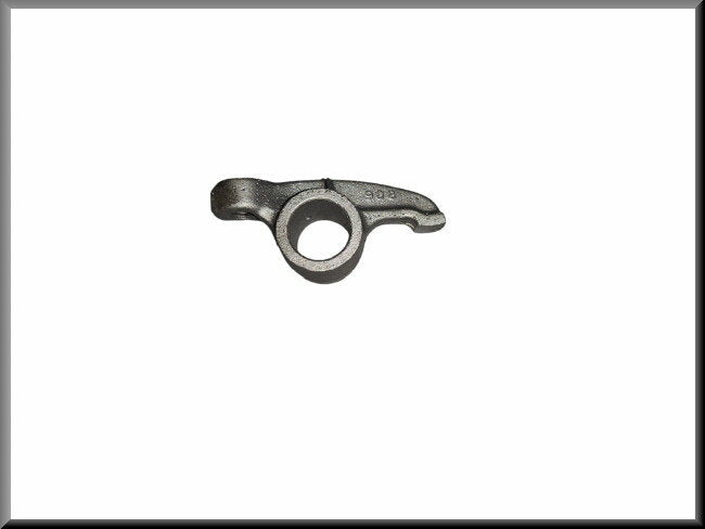 Culbuteur droit – Renault 12 – OEM 7700523907