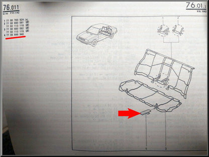 Agrafes (4) banquette arrière – Renault 9 - Renault 11 – OEM 7700649940 – NOS