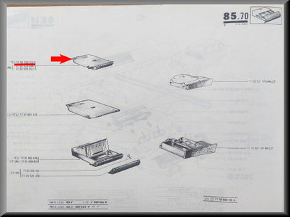 Cendrier – Renault 6 – OEM 7700502113 – NOS