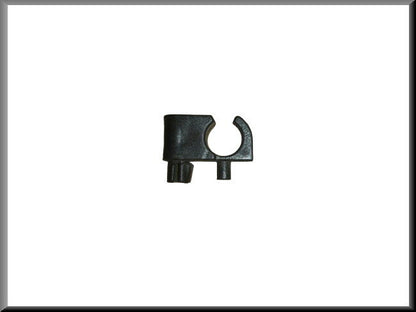 Brake line clamp (1 line 10mm) – Renault 12 – OEM 7700532229