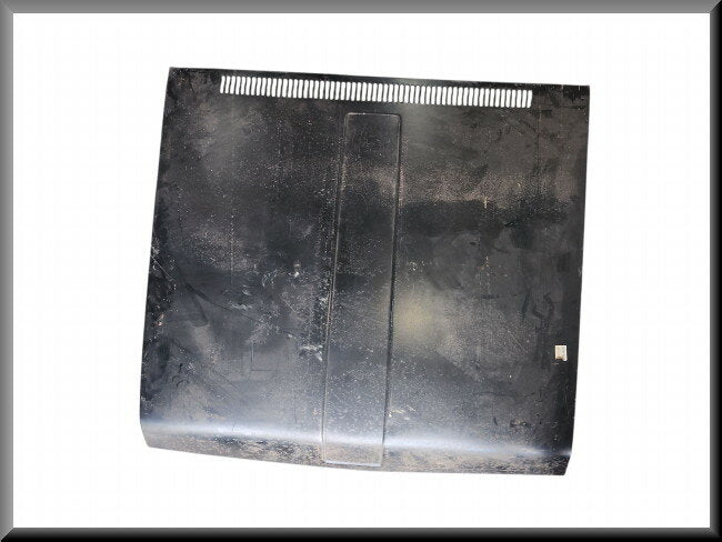 Capot moteur – Renault 6 – OEM 7701450593 (New Old Stock)