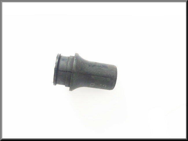 Schokbrekers manchet – Renault 12 - Renault 15 - Renault 17 – OEM 7700645718