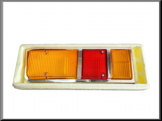 Rear light cover left – Renault 16 TS – OEM 7701011050