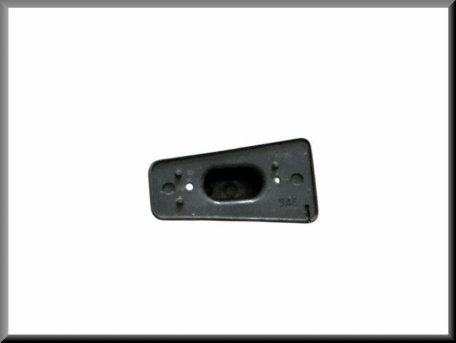 Butée d'angle de pare-chocs arrière droite – Renault 12 – Renault 16 - OEM 0855693100