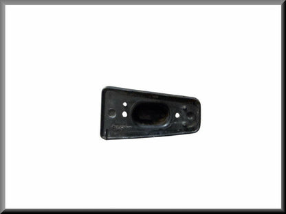 Bouchon d'extrémité gauche de moulure latérale – Renault 12 – Renault 16 - Renault 10 - Renault 8 - OEM 0855693000