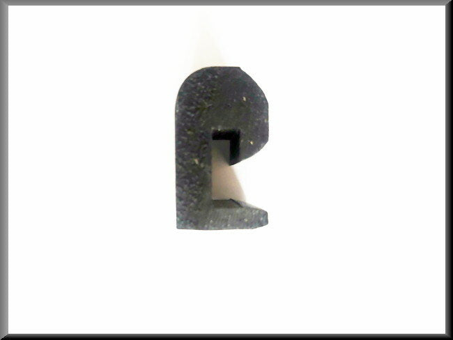 Caoutchouc de capot 20 mm – Renault 12 – OEM 7700511294