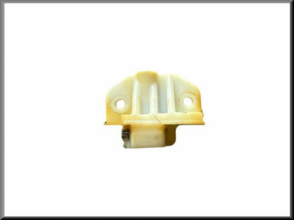 Butée toit ouvrant – Renault 16 - Renault 30 – Renault divers – OEM 0428875600
