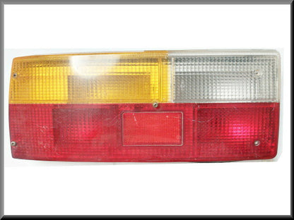 Tail light left – Renault 14 – OEM 7701020352 and 7701025908 and 7701021578 – NOS
