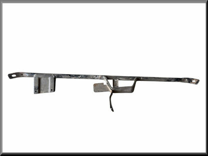 Support roue de secours – Renault 16 – OEM 7700536730