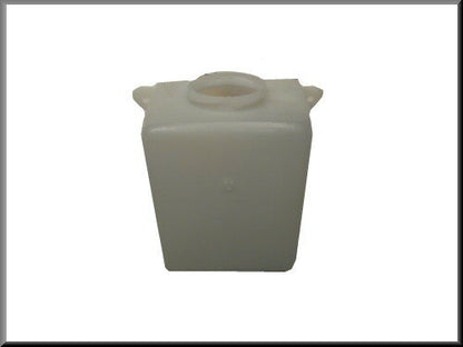 Réservoir lave-glace (sans bouchon) – Renault 16 – OEM 7701016509 / 7704000003