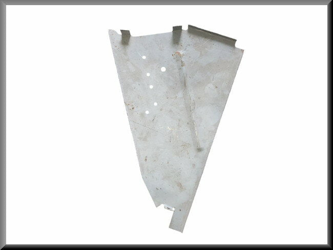 Tôle de renfort passage de roue avant gauche – Renault 16 – OEM 0821790700