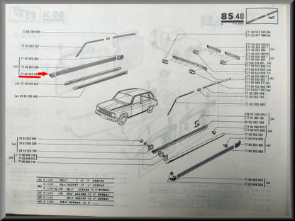 Eindkapje sierlijst rechts voor  – Renault 6 – OEM 7700565980 – NOS