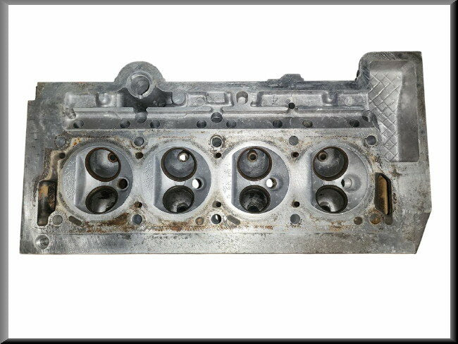 Cylinder head – Renault 16 TX – OEM 7701459642