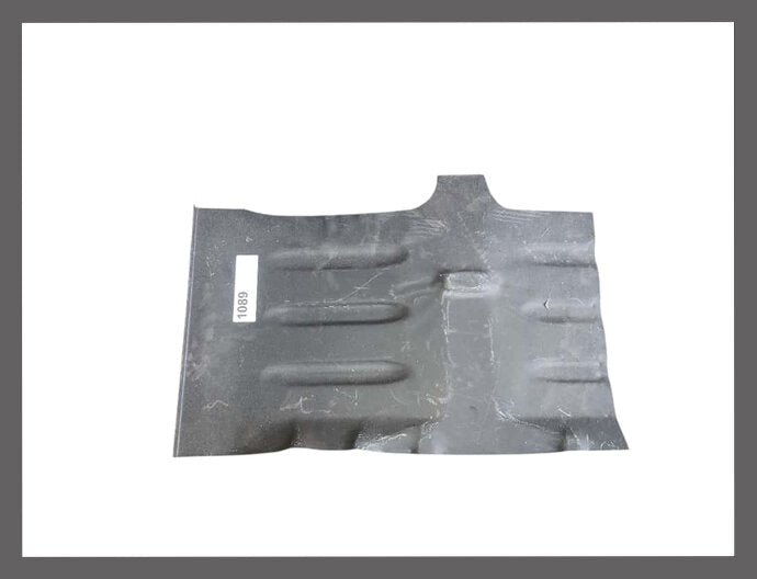 Bottom repair piece left rear – Renault 16