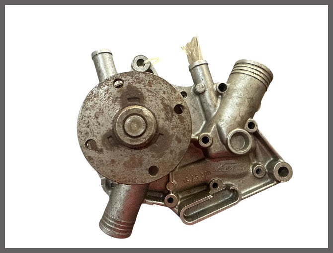 Water Pump – Renault 4 – Renault 5 – Renault 6 – OEM 7701457671 – NOS