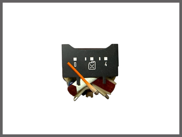 Dashboard fuel consumption gauge – Renault 16 L-TL – OEM 7701021334