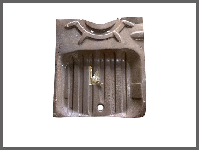 Deel van bodemplaat midden links – Renault 16 – OEM 7700545568E