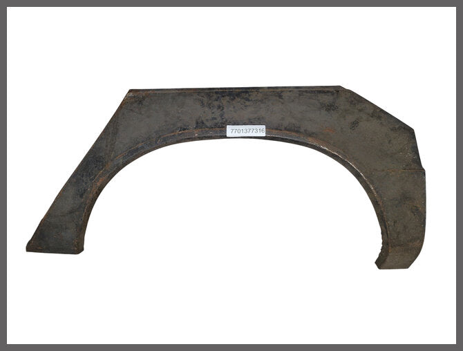 Deel van achterscherm links – Renault 20 – Renault 30 - OEM 7701377316 – NOS