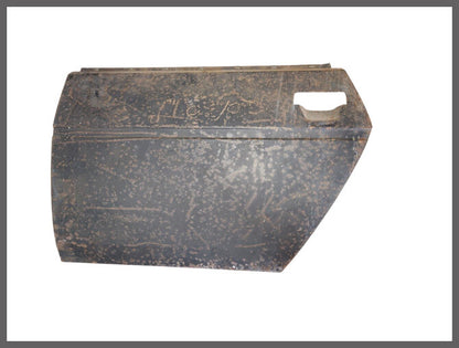 Deurplaat achterzijde links – Renault 20 – Renault 30 - OEM 7701551864 – NOS