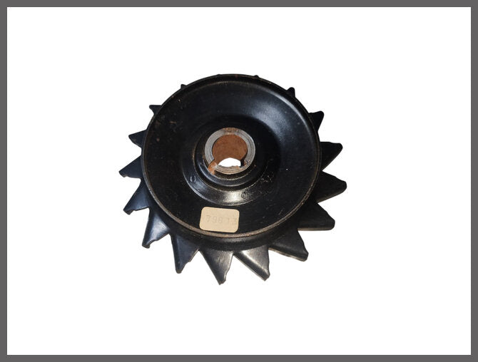 Nokkenas poelie – Renault 8 – Renault 10 - OEM 0854887700 - 7701006407 – NOS