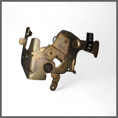 Slot bevestingingsplaat achterzijde links – Renault 16 – OEM 7700538634 – NOS