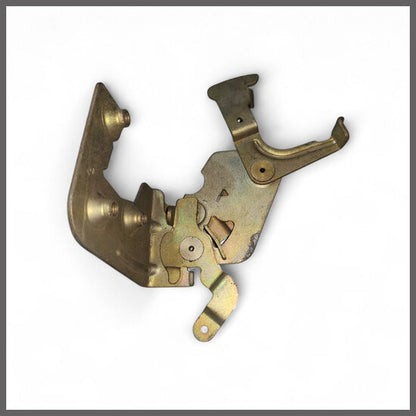 Slot bevestingingsplaat achterzijde rechts – Renault 16 – OEM 7700521168 – NOS