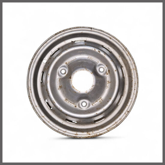Tyre Michelin – Renault 12 – OEM 7701348106 – NOS
