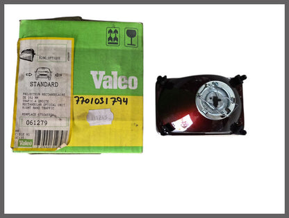 Headlight left (high beam) – Renault 9 – Renault 11 - Maserati Bi-Turbo - OEM 7701031794 – NOS