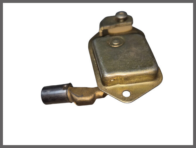 Portierslot voorzijde links – Renault 12 Gordini – OEM 7700548641 – NOS