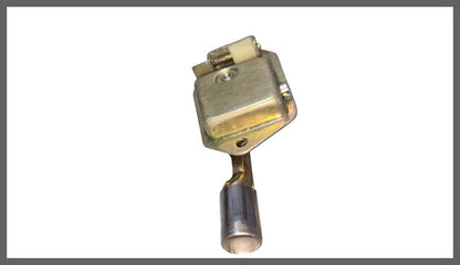 Portierslot achterzijde rechts – Renault 12 Gordini – OEM 7700556540 – NOS
