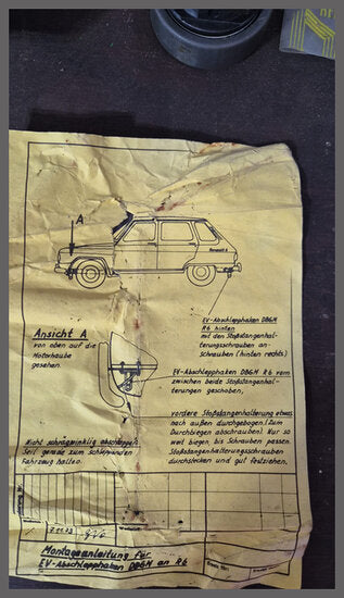 Sleepoog bevestiging – Renault 6 – OEM 7701381475 – NOS
